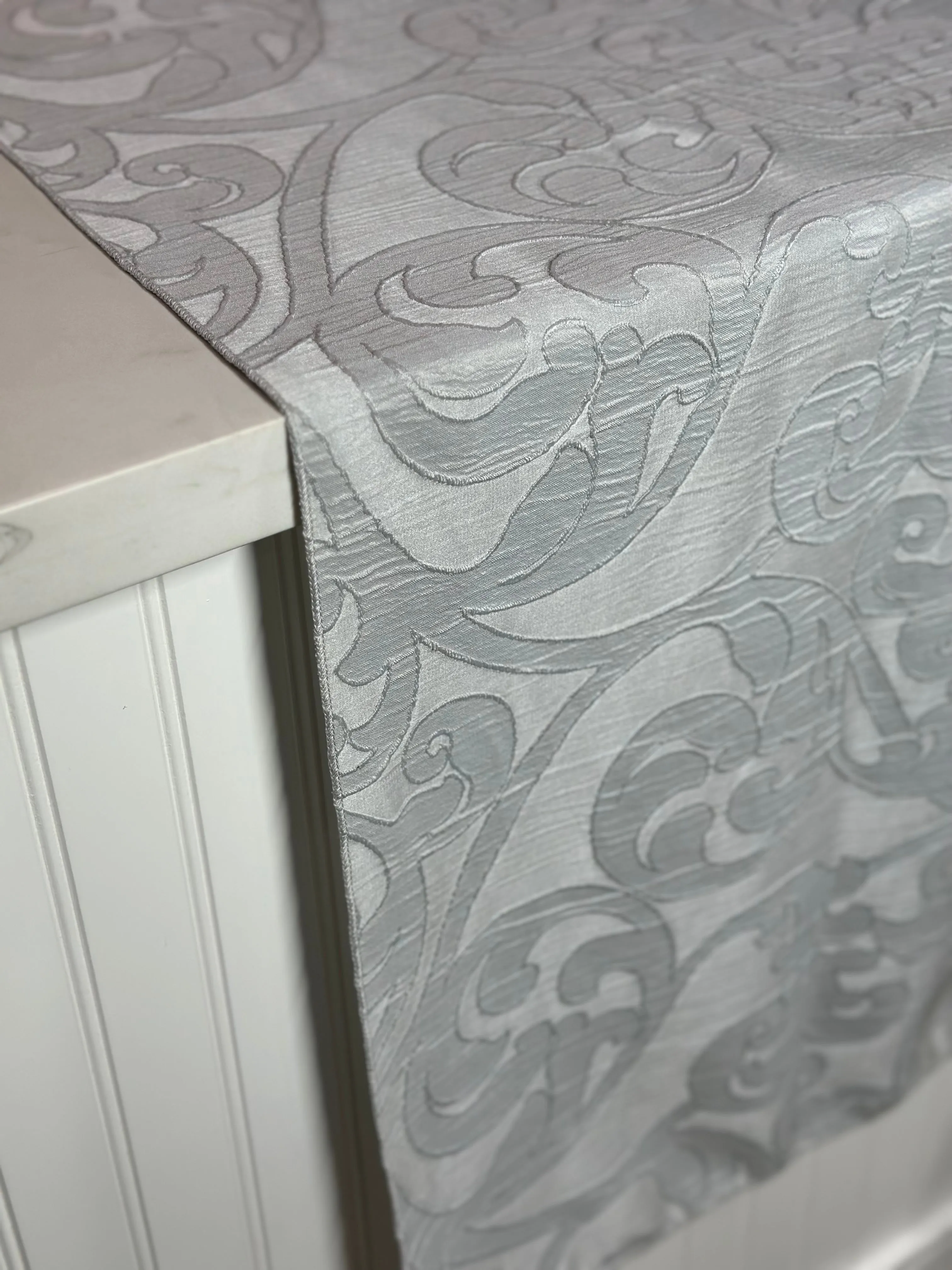 1pc - Classic Jacquard Table Linen 90"x156" Banquet - White