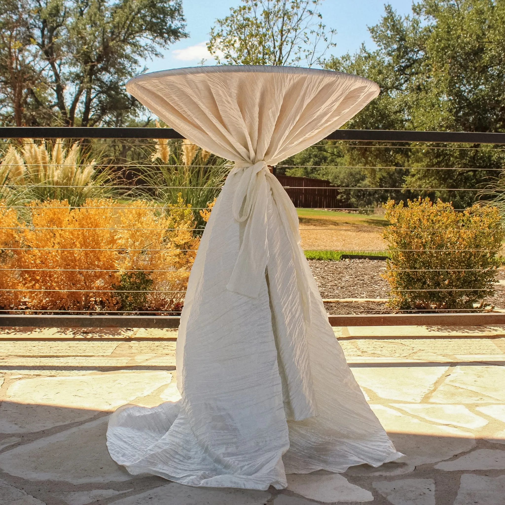 Accordion Crinkle Taffeta 120" Round Tablecloth - Ivory