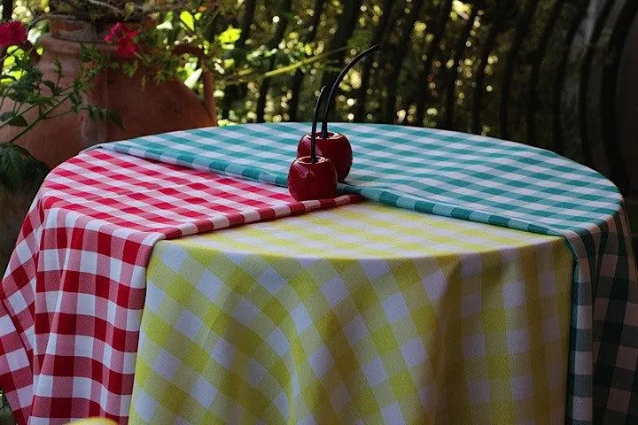 Checkered Outdoor Tablecloth With Umbrella Hole