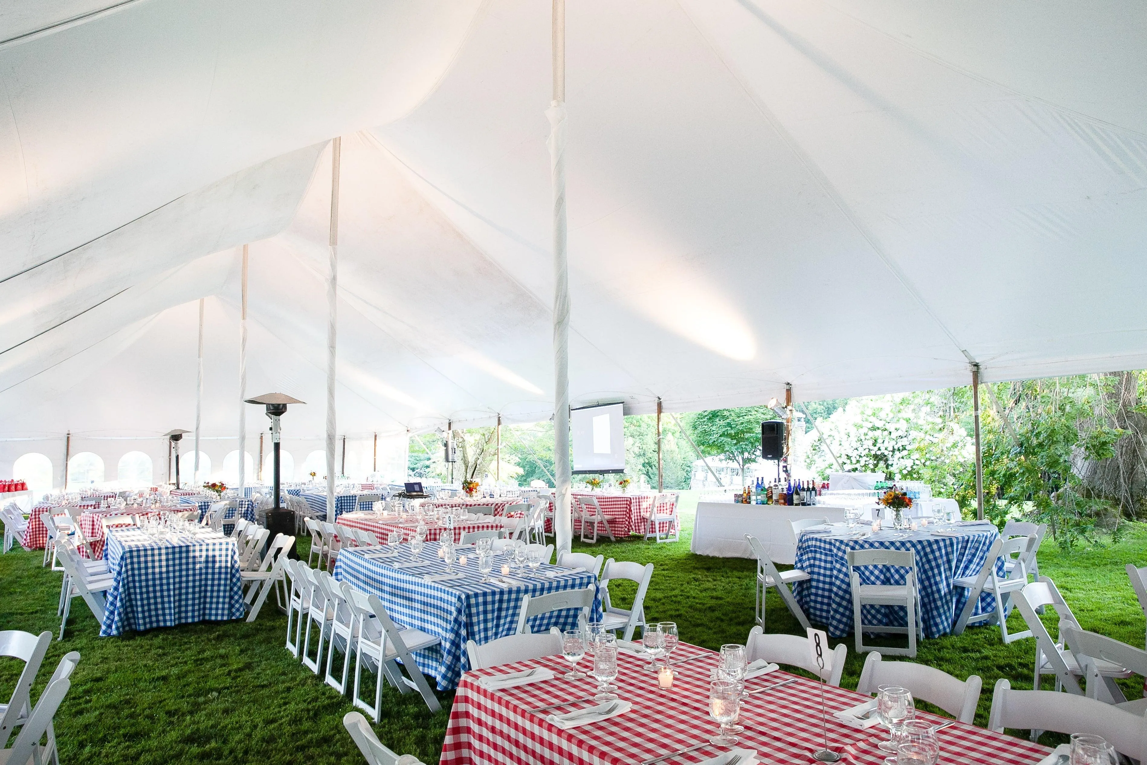 Checkered Outdoor Tablecloth With Umbrella Hole