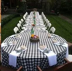 Checkered Outdoor Tablecloth With Umbrella Hole