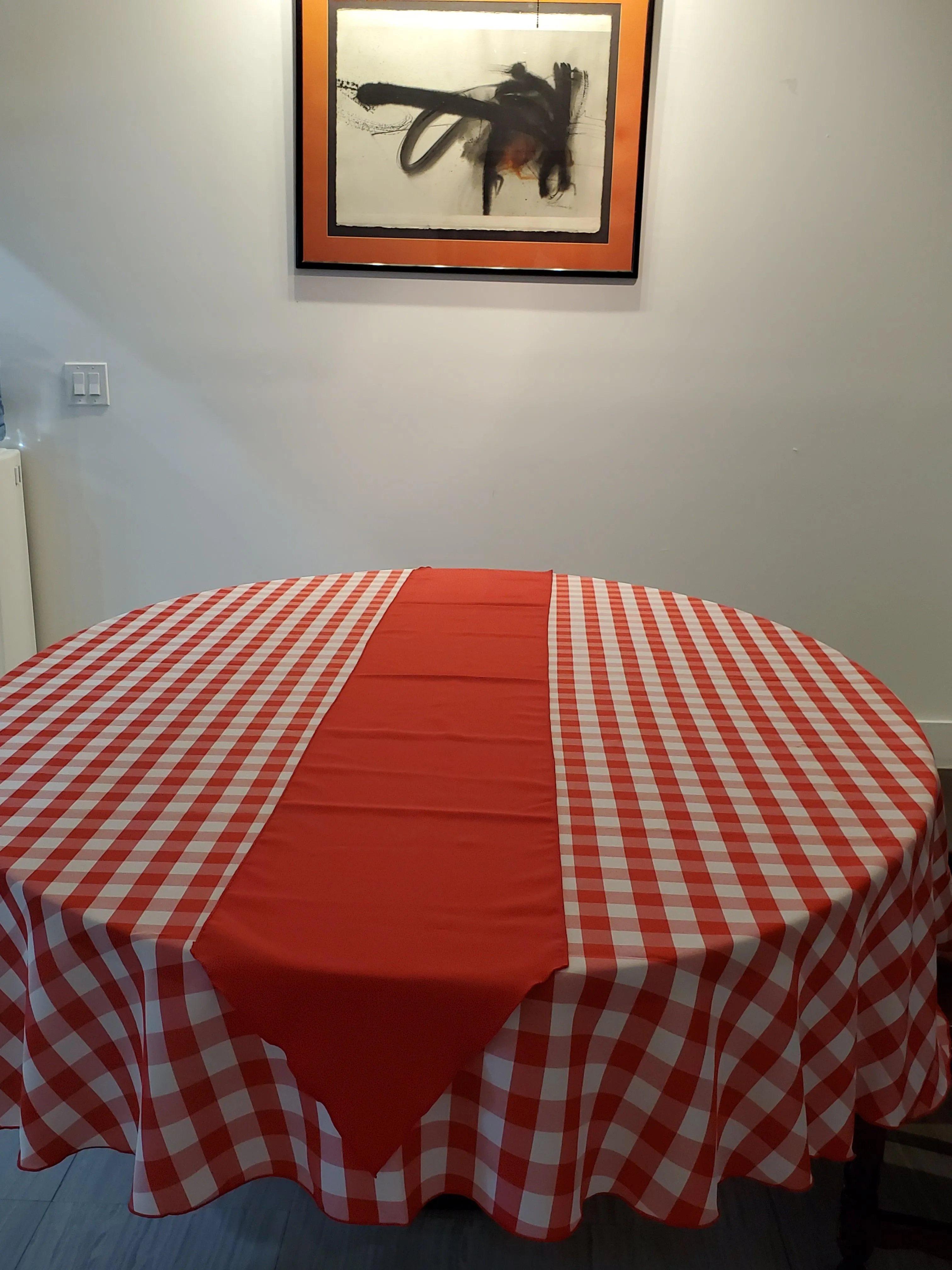 Checkered Outdoor Tablecloth With Umbrella Hole