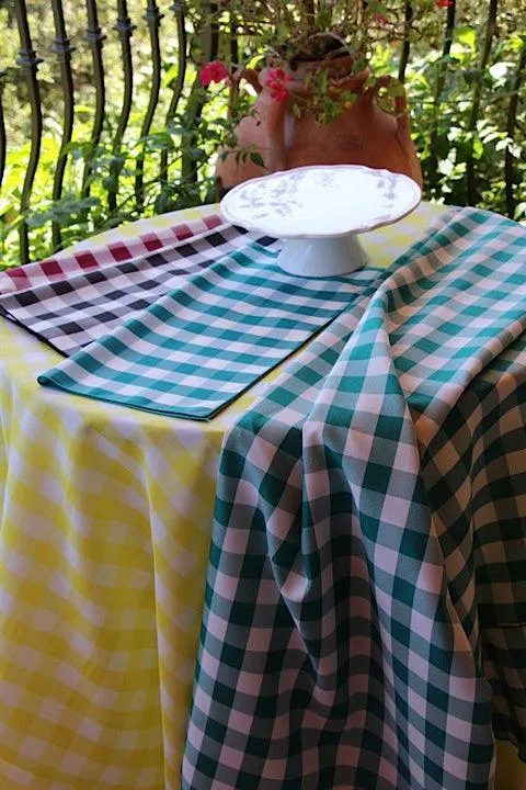 Checkered Outdoor Tablecloth With Umbrella Hole