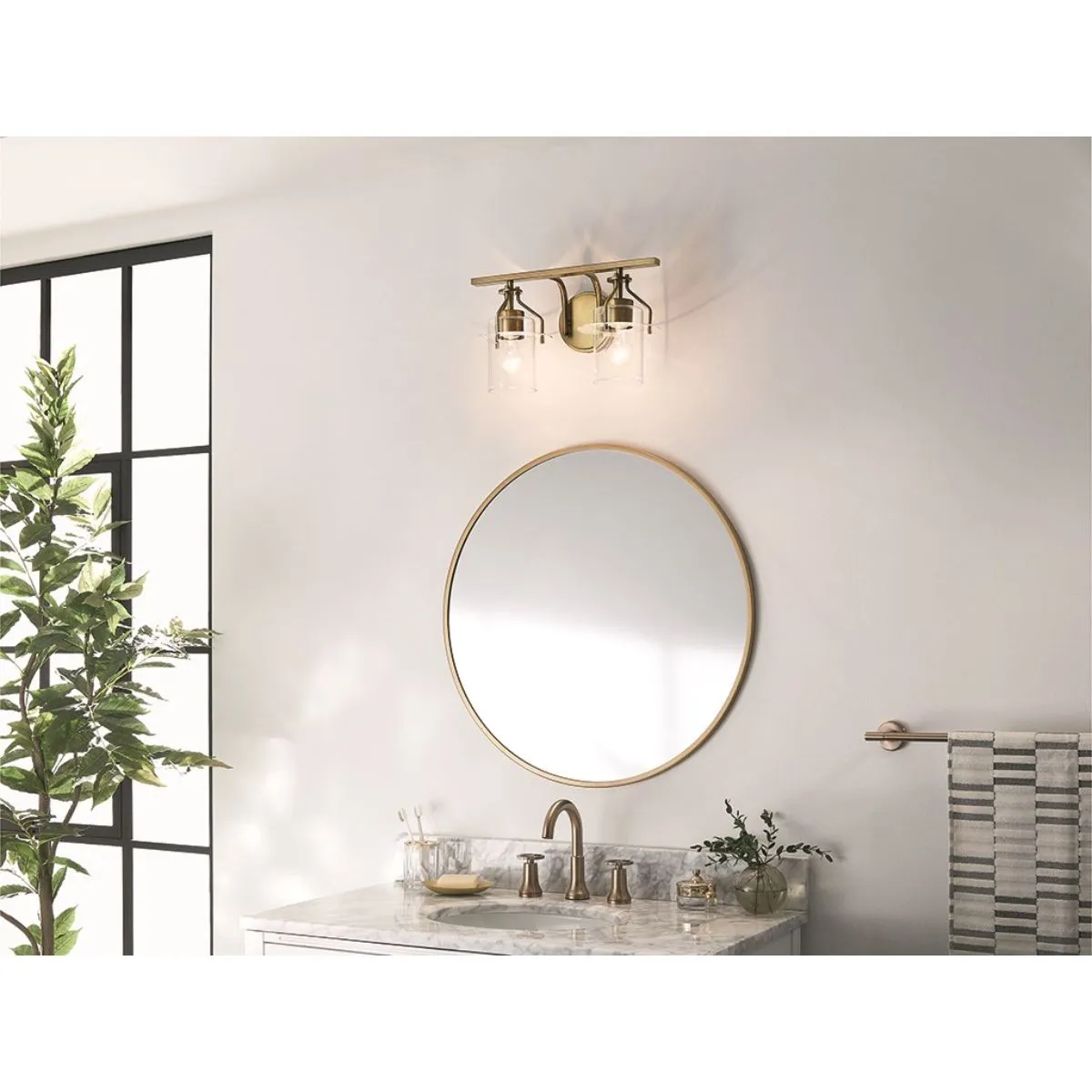 Everett 16 in. 2 Lights Vanity Light Brushed Brass finish