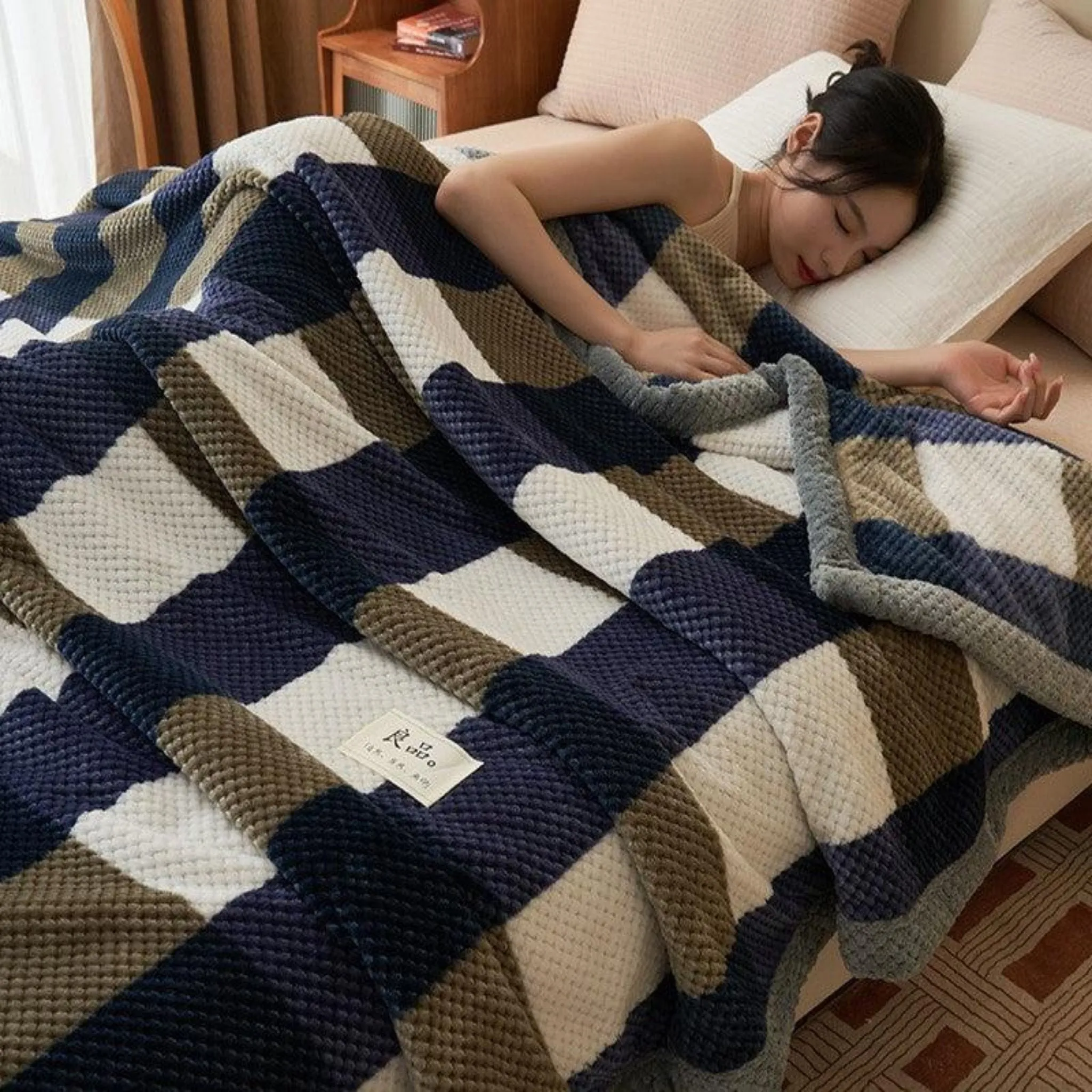 Grace Beanie Coral Fleece Winter Blanket for Cozy Comfort