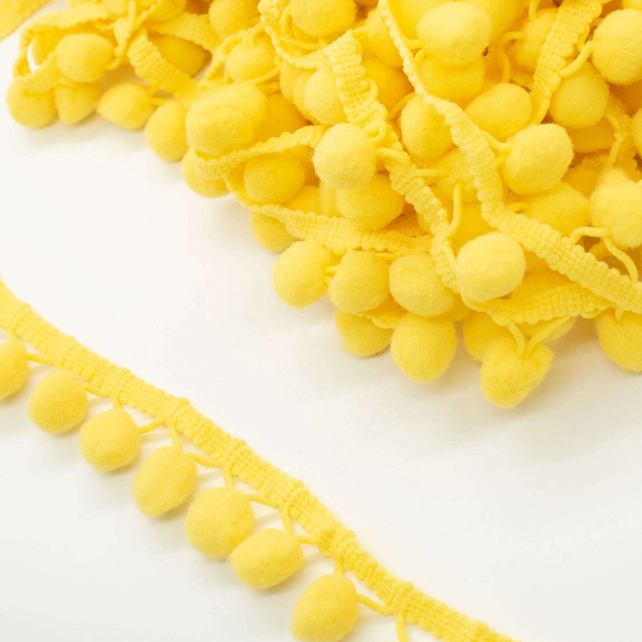 Pom Pom Fringe Tape