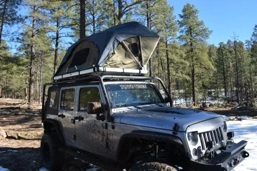 Raptor Series Voyager Rooftop Tent w/ Ladder